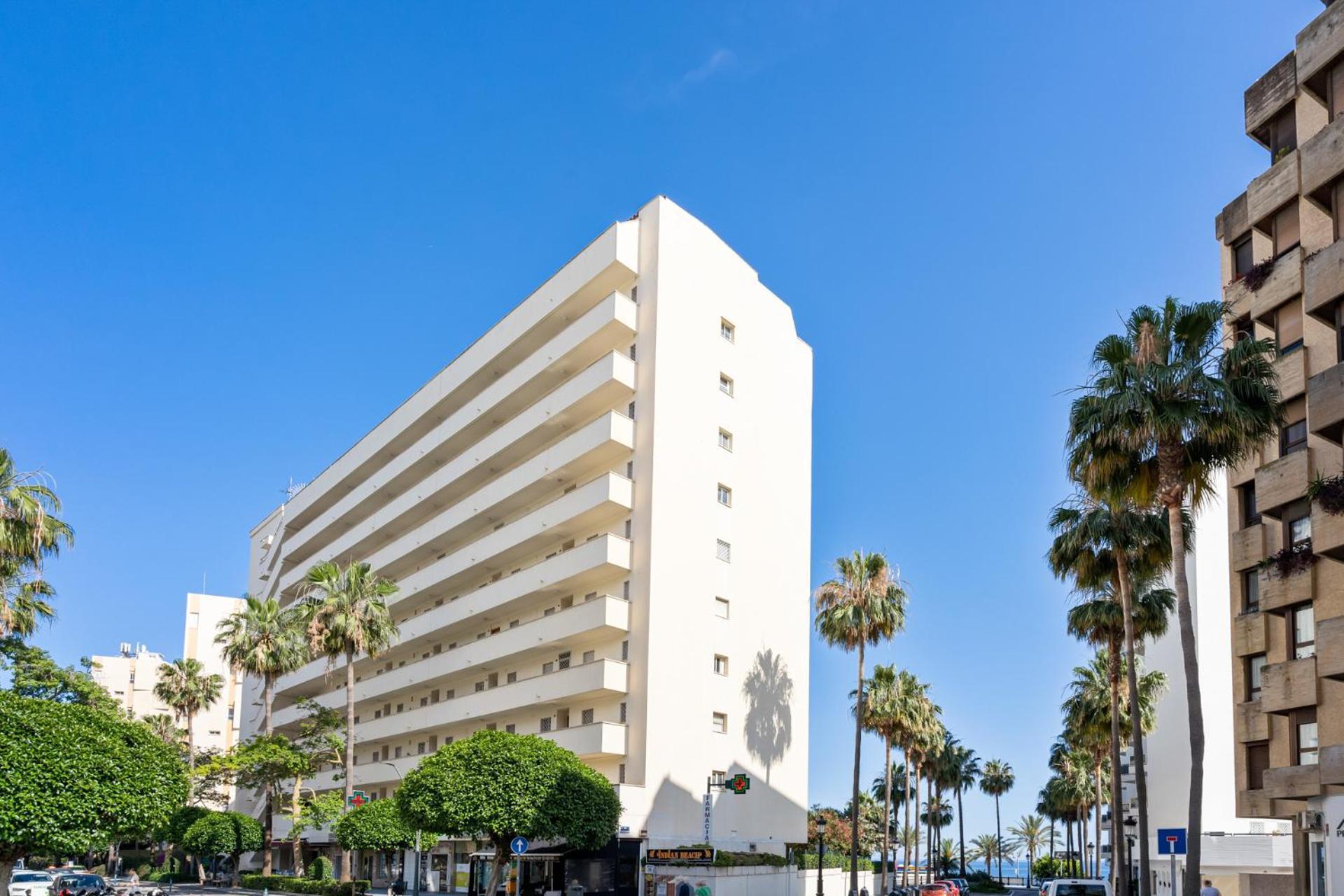 Fully Renovated Frontline Flat Leilighet Marbella Eksteriør bilde