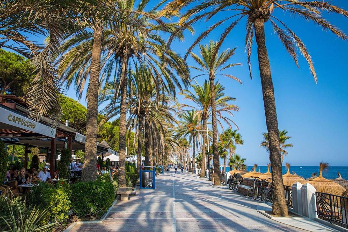 Fully Renovated Frontline Flat Leilighet Marbella Eksteriør bilde